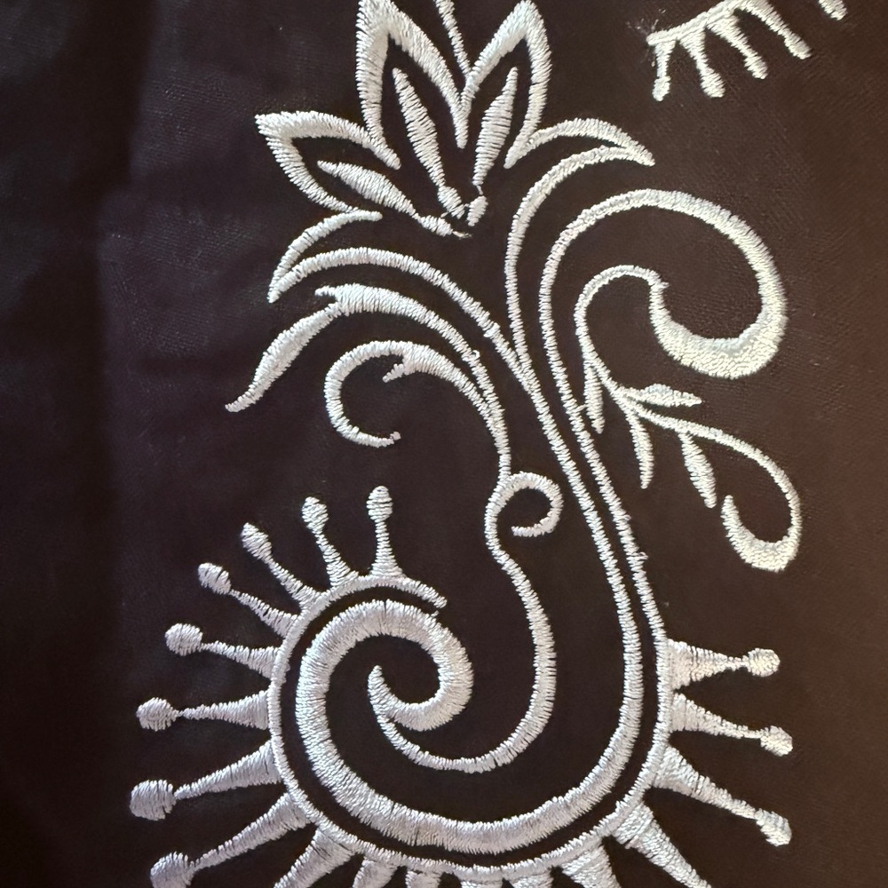 LOFT Black Linen White Embroidered A-Line Flair Fully Lined Midi Skirt Sz 2 EUC - Picture 5 of 11